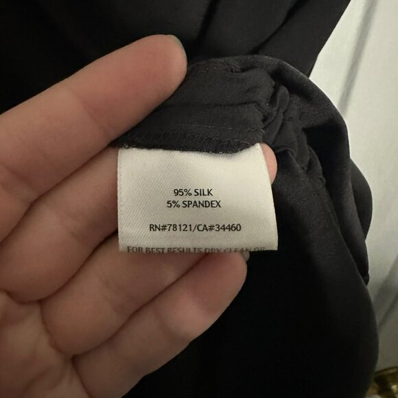 Eileen Fisher Top Silk Blend Charmeouse Scoop Neck Ruched Side Tank Black XS - Picture 5 of 5